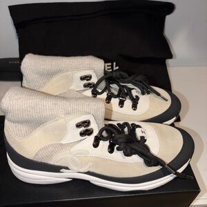 CHANEL tennis shoes Knit Detail in Cream and Black